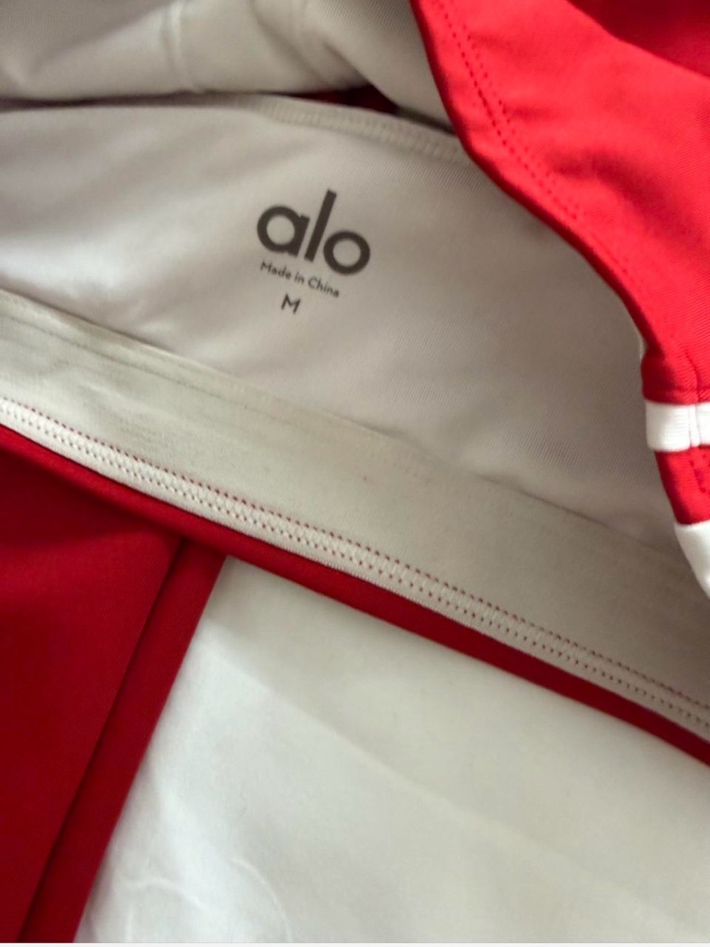 ALO Yoga Red Sports Bra & Leggings Set with White Trim - Picture 2 of 3